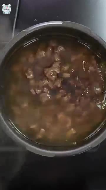 미역 볶기와 국물 합치기